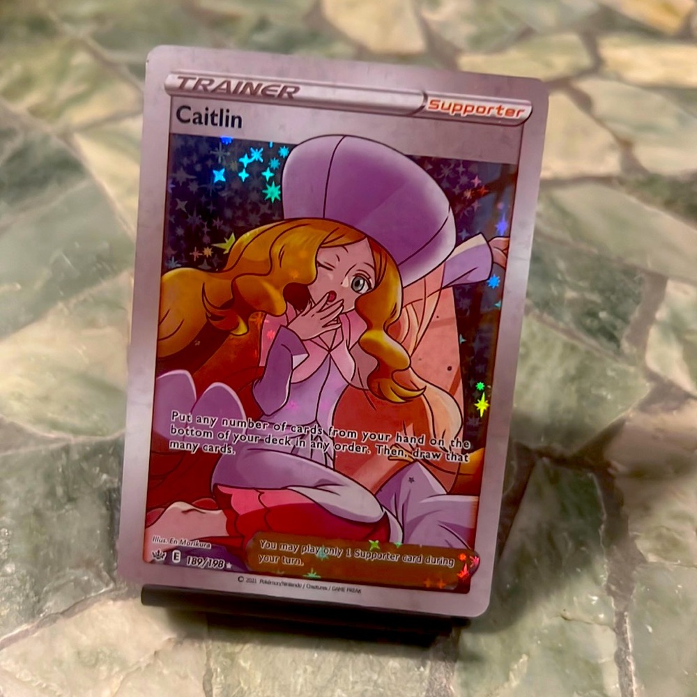 🔥Pokémon TCG Caitlin - Chilling Reign 189/198 Holo Full Art Ultra Card RARE